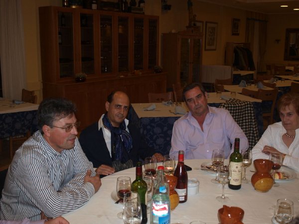 En la mesa con los premiados En la mesa con los premiados
